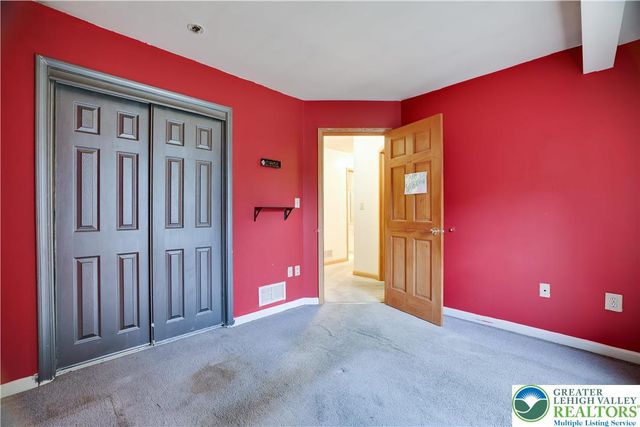 3122 Sparrow Court, Middle Smithfield Twp, PA 18302