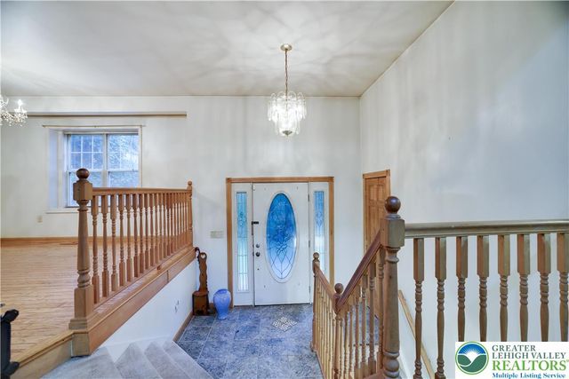 3122 Sparrow Court, Middle Smithfield Twp, PA 18302