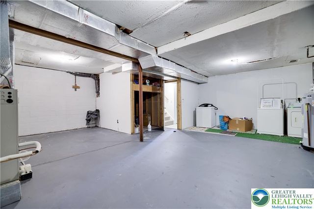 3122 Sparrow Court, Middle Smithfield Twp, PA 18302