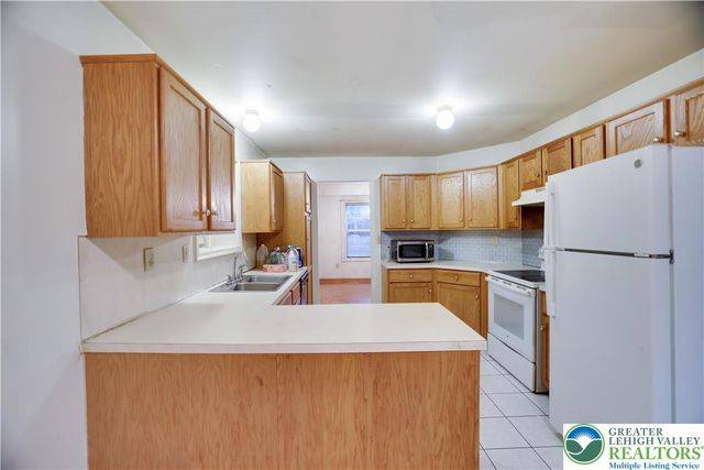 3122 Sparrow Court, Middle Smithfield Twp, PA 18302