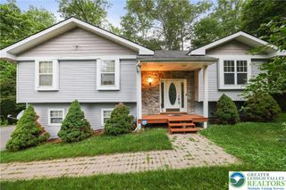 3122 Sparrow Court, Middle Smithfield Twp, PA 18302
