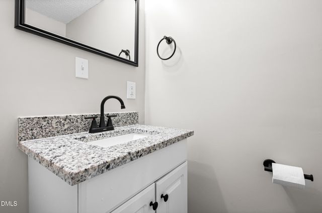 8216 Merriweather Circle, Raleigh, NC 27616