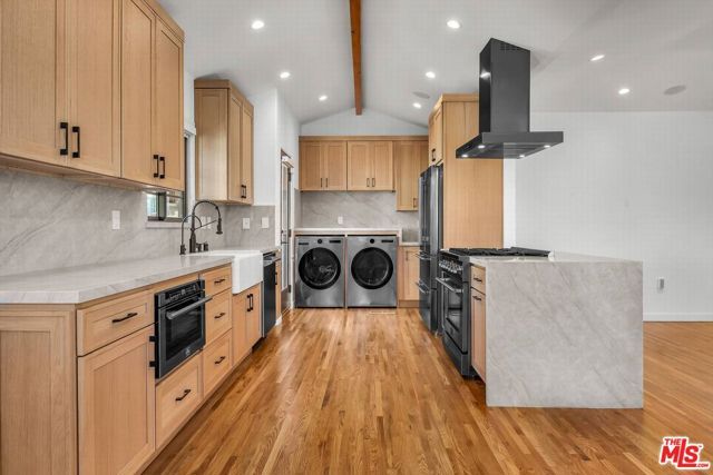 920 S Spaulding Avenue, Los Angeles, CA 90036