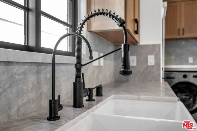 920 S Spaulding Avenue, Los Angeles, CA 90036