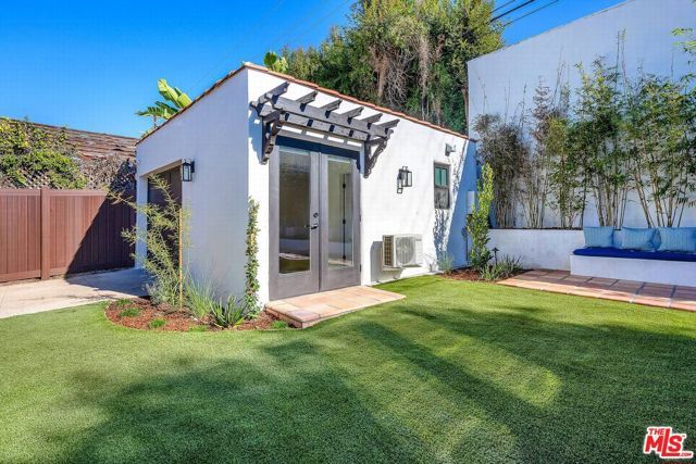 920 S Spaulding Avenue, Los Angeles, CA 90036