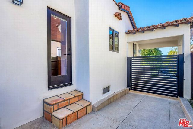 920 S Spaulding Avenue, Los Angeles, CA 90036