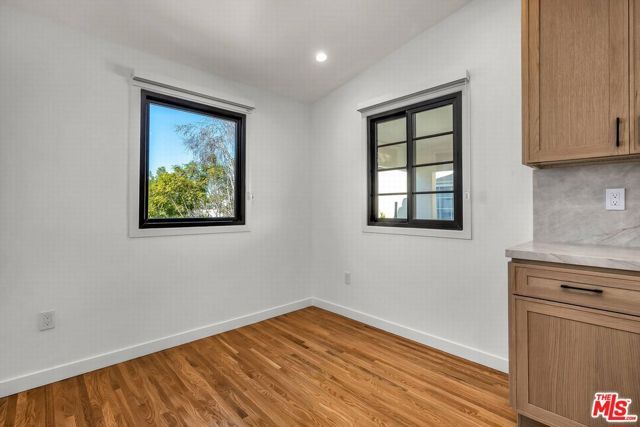 920 S Spaulding Avenue, Los Angeles, CA 90036