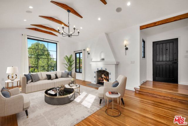 920 S Spaulding Avenue, Los Angeles, CA 90036