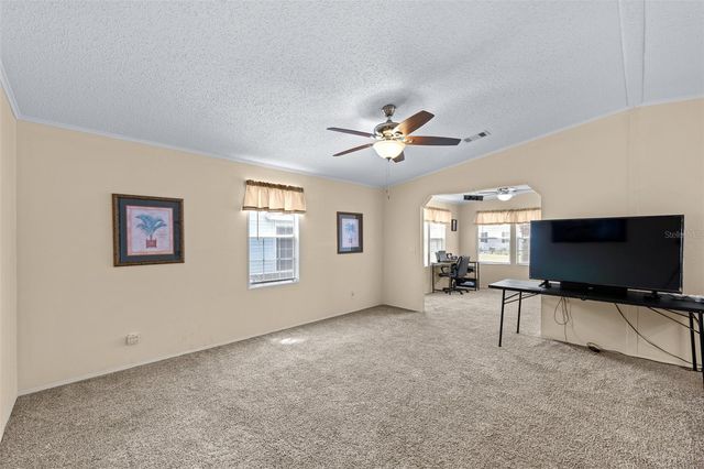 38052 LAWANDA LOOP, Zephyrhills, FL 33542