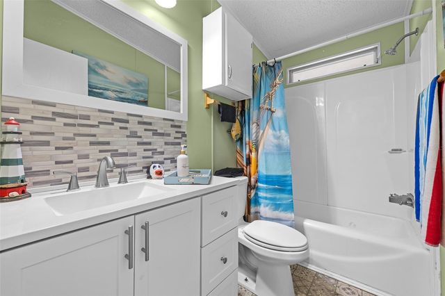 38052 LAWANDA LOOP, Zephyrhills, FL 33542