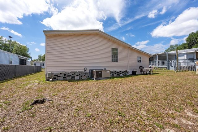 38052 LAWANDA LOOP, Zephyrhills, FL 33542