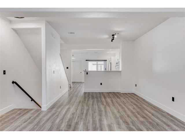 2771 W Riverwalk Cir B, Littleton, CO 80123