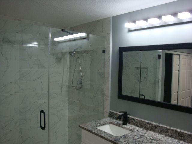 594 Springdale Circle 59-d, Palm Springs, FL 33461