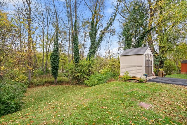 133 Valleyview, Finleyville, PA 15332