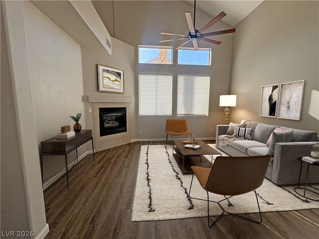 229 Paradise Bird Street, Henderson, NV 89074