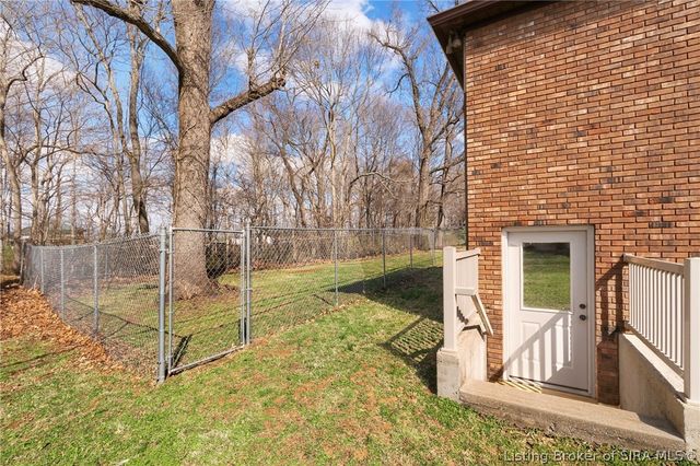 1088 Hartlage Avenue NW, Corydon, IN 47112