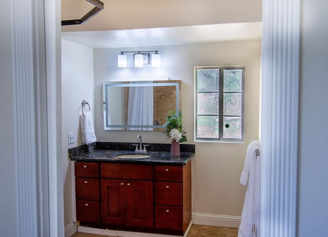 975 Dusty Road, Colfax, CA 95713