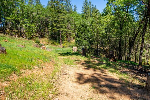 975 Dusty Road, Colfax, CA 95713