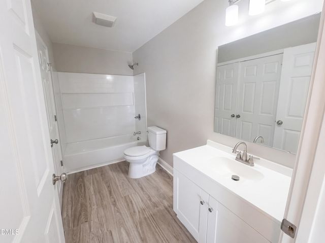 314 E Kime Avenue, Liberty, NC 27298