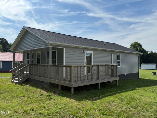 314 E Kime Avenue, Liberty, NC 27298