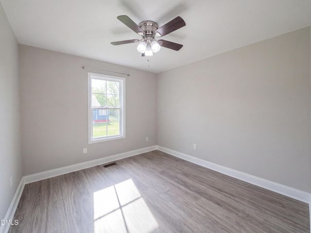314 E Kime Avenue, Liberty, NC 27298