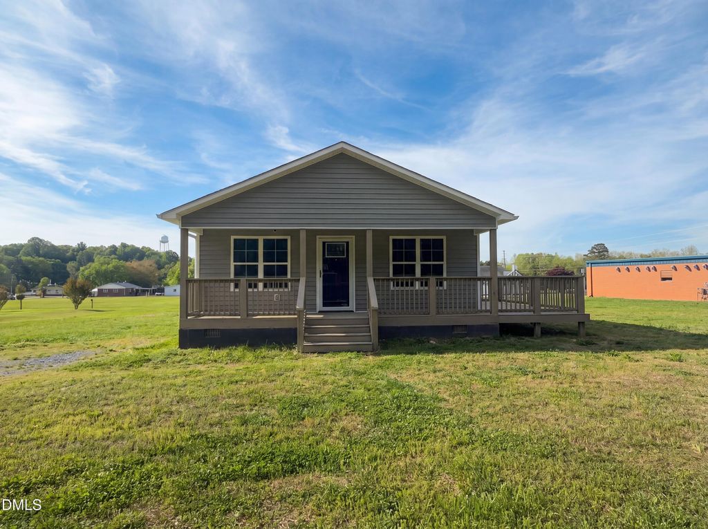314 E Kime Avenue, Liberty, NC 27298