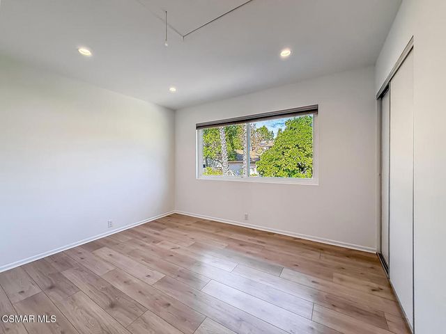 1915 Woodside Drive, Thousand Oaks, CA 91362