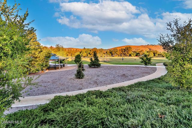 1915 Woodside Drive, Thousand Oaks, CA 91362