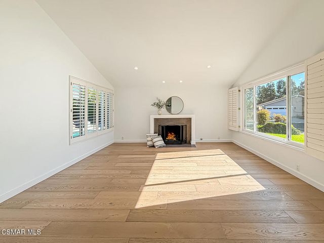 1915 Woodside Drive, Thousand Oaks, CA 91362