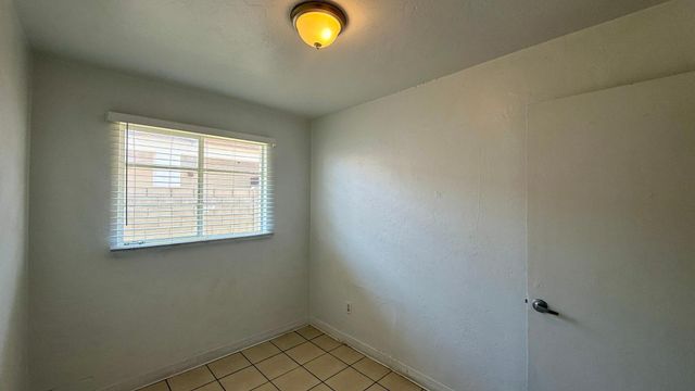 7532 N 21st Avenue Apt 2, Phoenix, AZ 85021