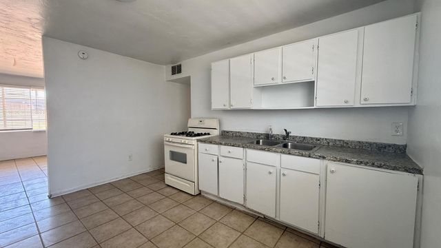 7532 N 21st Avenue Apt 2, Phoenix, AZ 85021