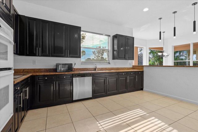 1831 Waldorf Drive, Royal Palm Beach, FL 33411