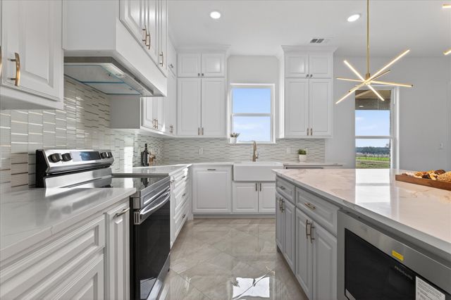 3533 County Road 1092, Celeste, TX 75423