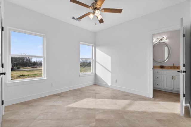 3533 County Road 1092, Celeste, TX 75423