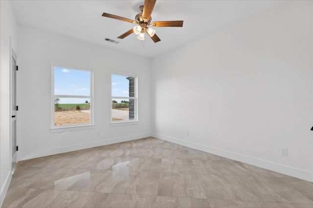 3533 County Road 1092, Celeste, TX 75423