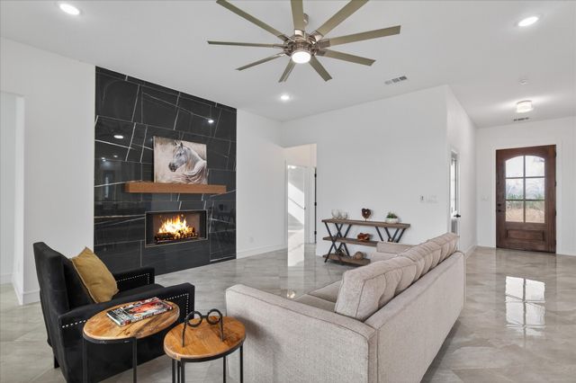 3533 County Road 1092, Celeste, TX 75423