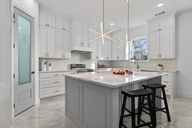 3533 County Road 1092, Celeste, TX 75423