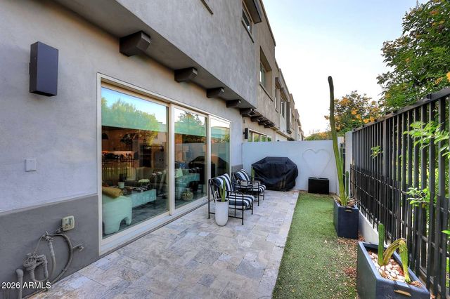 7348 E CASITAS DEL RIO Drive, Scottsdale, AZ 85255