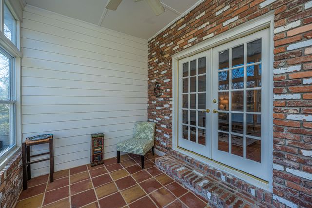 205 Woodlake Drive, Summerville, SC 29485