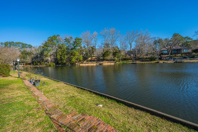 205 Woodlake Drive, Summerville, SC 29485