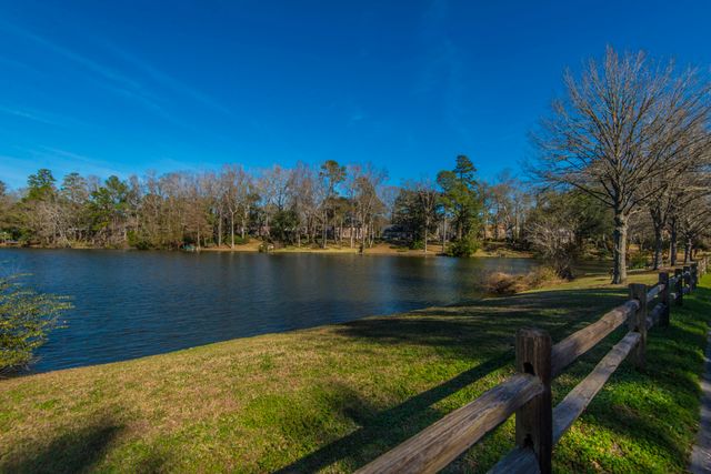 205 Woodlake Drive, Summerville, SC 29485