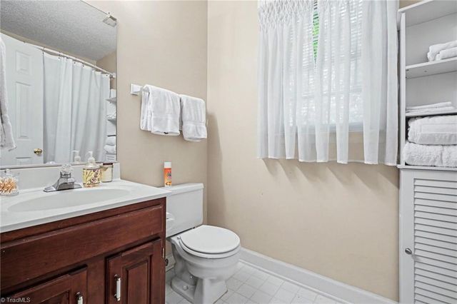 193 Fox Run Drive, Mocksville, NC 27028