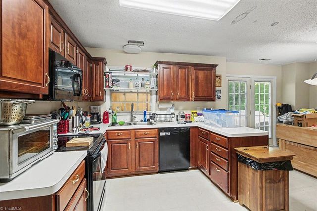 193 Fox Run Drive, Mocksville, NC 27028