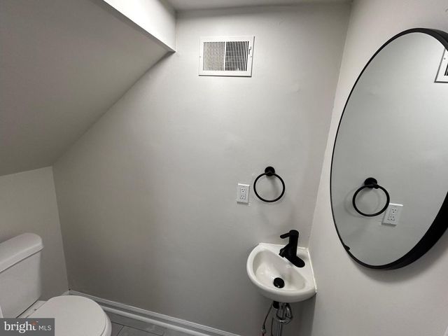 5943 RACE ST, Philadelphia, PA 19139