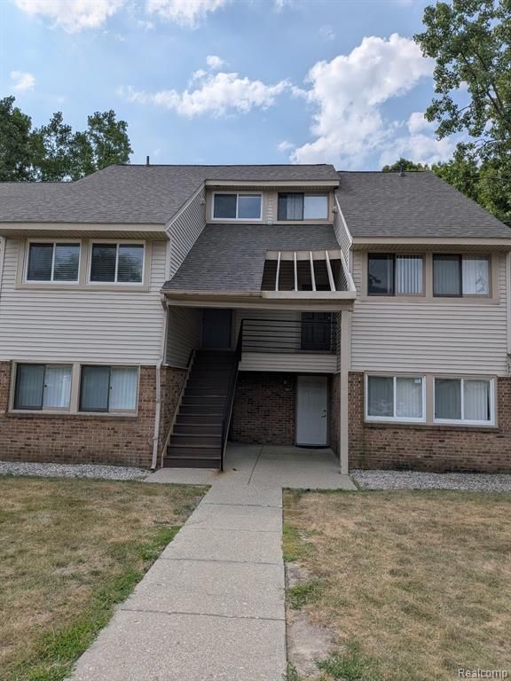 2819 Davison Avenue 229, Auburn Hills, MI 48326
