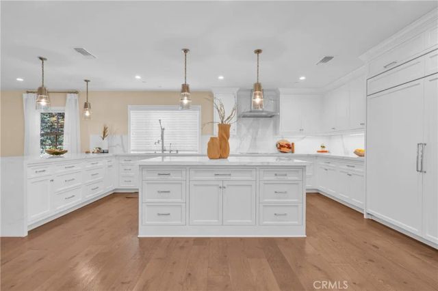2170 Lombardy, San Marino, CA 91108