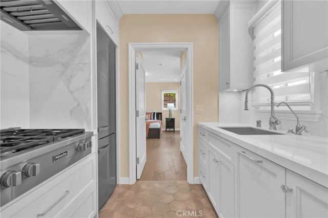 2170 Lombardy, San Marino, CA 91108