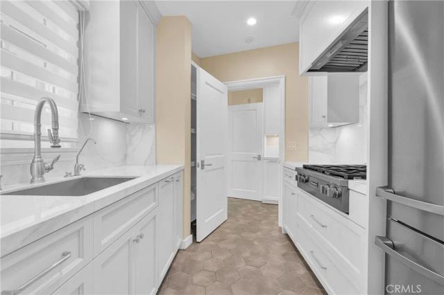 2170 Lombardy, San Marino, CA 91108