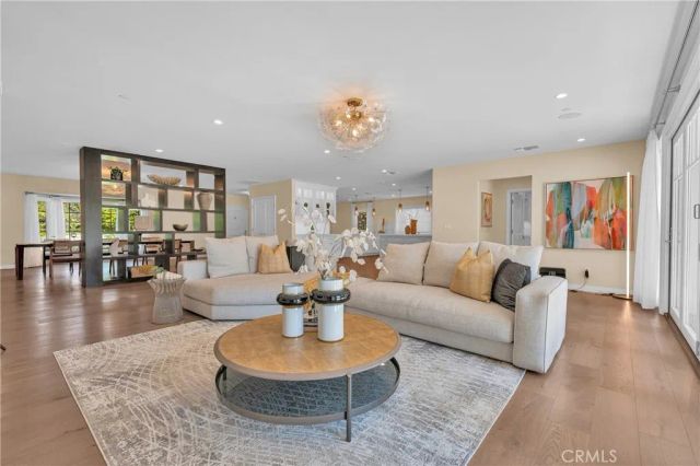 2170 Lombardy, San Marino, CA 91108