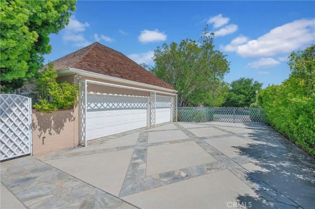 2170 Lombardy, San Marino, CA 91108